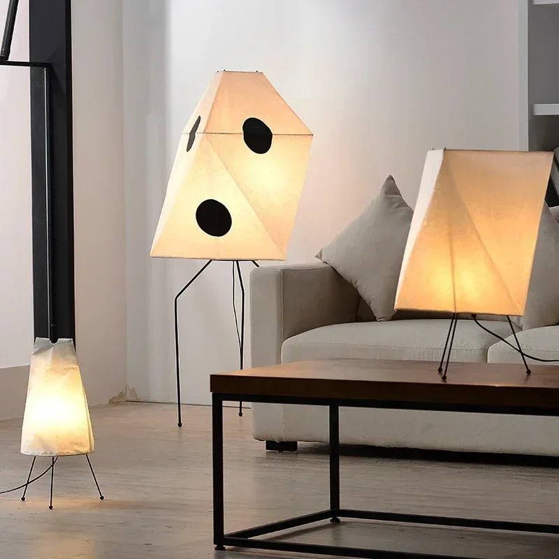 Lámpara de pie de esquina con soporte de papel LED