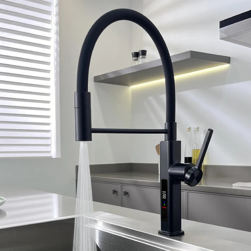 Grifo de cocina con manguera flexible y panel LED para montaje en cubierta