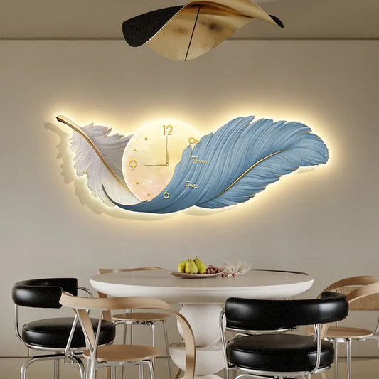 Reloj de plumas creativo con luz LED
