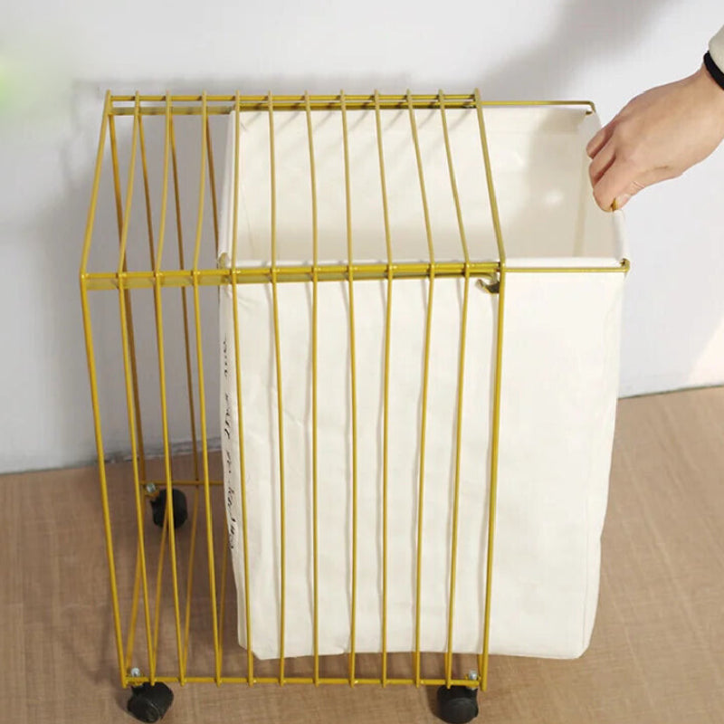 Cesta de almacenamiento simple de hierro nórdico con ruedas